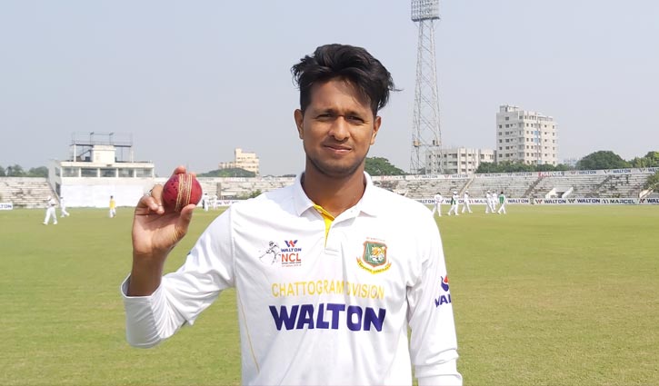 আবার ইফরানের ৬ উইকেট আবার ইফরানের ৬ উইকেট