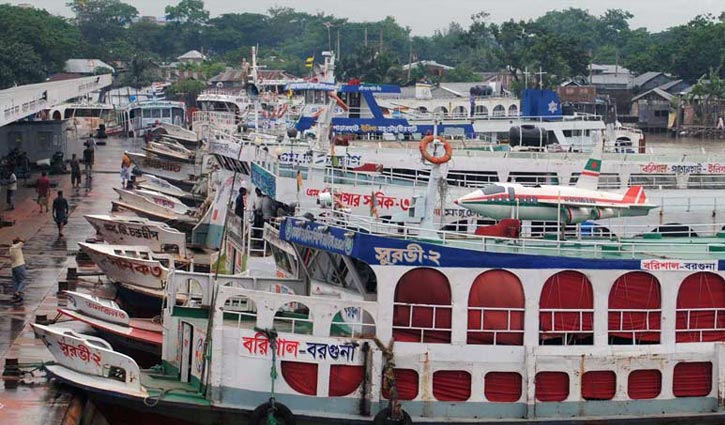 Water transport workers go on strike from midnight