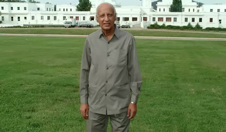 মোবারক হোসেন খান আর নেই