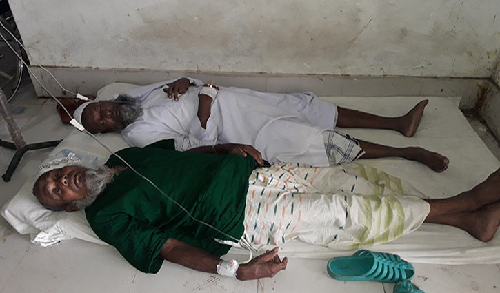 তাবলীগ জামাতের ১৪ সদস্যকে ডাল-ভাত খাইয়ে অচেতন তাবলীগ জামাতের ১৪ সদস্যকে ডাল-ভাত খাইয়ে অচেতন