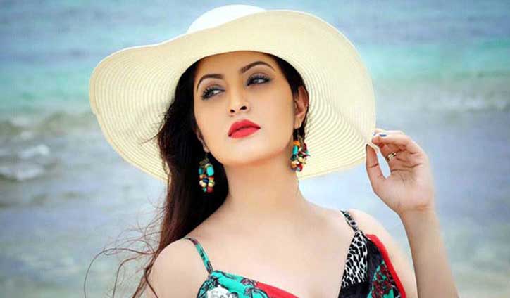 শুধু অর্থই না, অর্জন করবে সম্মান: পরীমনি শুধু অর্থই না, অর্জন করবে সম্মান: পরীমনি