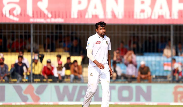 শামীর সঙ্গে রাহীর ত্রিশ মিনিট… শামীর সঙ্গে রাহীর ত্রিশ মিনিট…