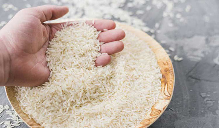 চালের দাম বাড়াতে ব্যবসায়ীদের নানা অজুহাত চালের দাম বাড়াতে ব্যবসায়ীদের নানা অজুহাত