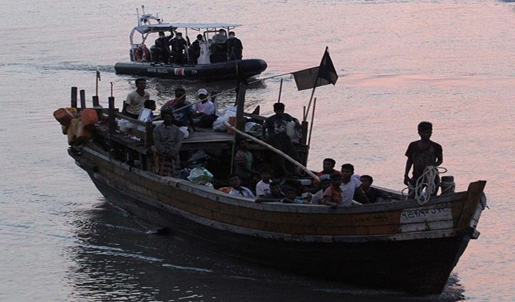 Rohingya in Malaysia warn against fleeing from Bangladesh