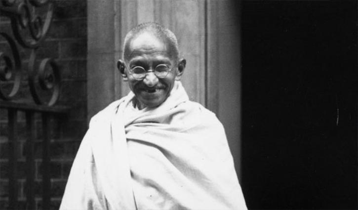 Gandhi's ashes stolen and photo defaced on 150th birthday