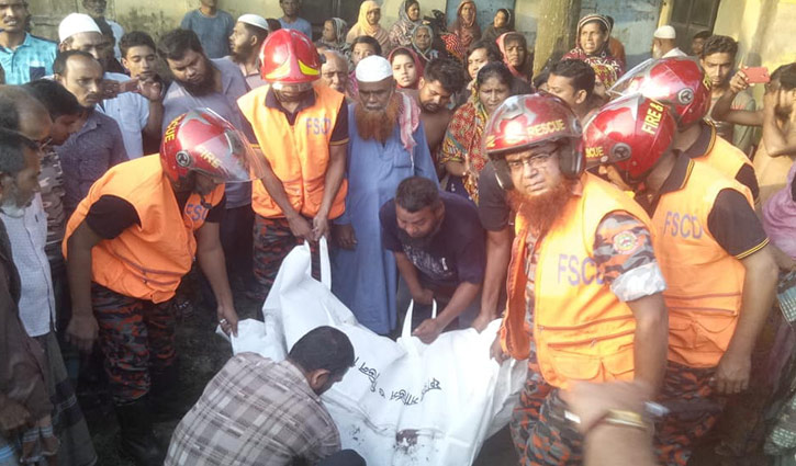 যশোরে বাসের চাকায় পিষ্ট হয়ে নিহত ২ যশোরে বাসের চাকায় পিষ্ট হয়ে নিহত ২