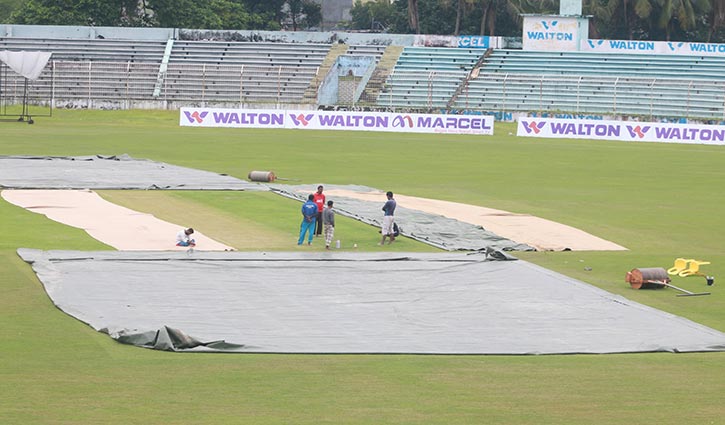 রাজশাহী-বগুড়ায় বৃষ্টিতে ভেসে গেল প্রথম দিন