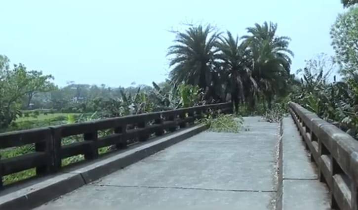 স্থিরচিত্রে গণহত্যার ইতিহাস স্থিরচিত্রে গণহত্যার ইতিহাস