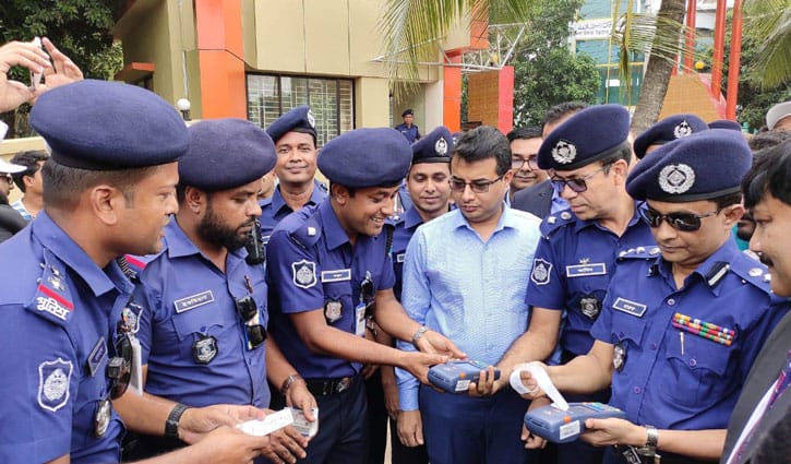 ব্রাহ্মণবাড়িয়ায় ই-ট্রাফিক সিস্টেম চালু ব্রাহ্মণবাড়িয়ায় ই-ট্রাফিক সিস্টেম চালু
