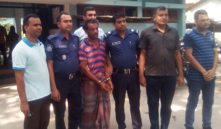 বিজিবির হাতে আটক ভারতীয় জেলেকে কারাগারে প্রেরণ বিজিবির হাতে আটক ভারতীয় জেলেকে কারাগারে প্রেরণ