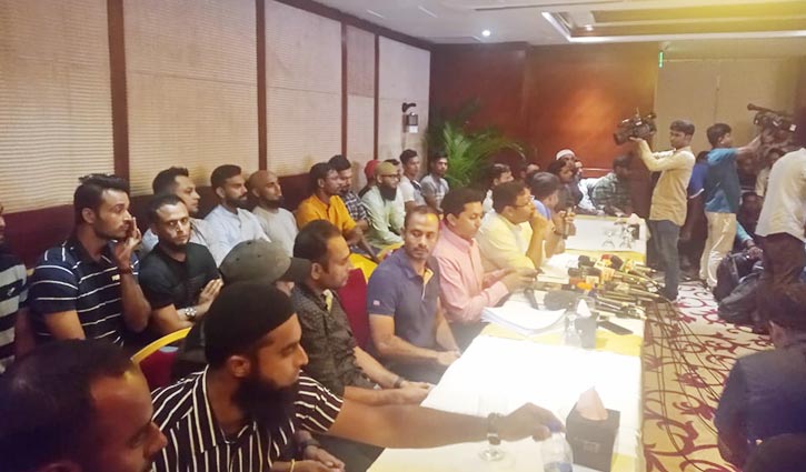 বিসিবিকে ১৩ দফা দাবি ক্রিকেটারদের বিসিবিকে ১৩ দফা দাবি ক্রিকেটারদের