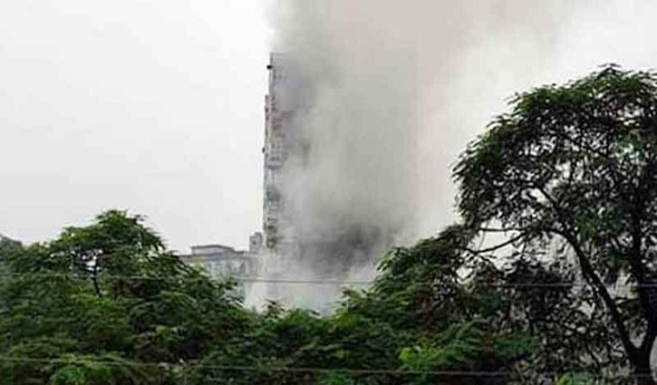 Fire at Dhanmondi building, one dead
