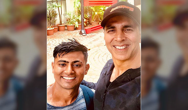 Akshay Kumar fan walks 900km to meet his idol