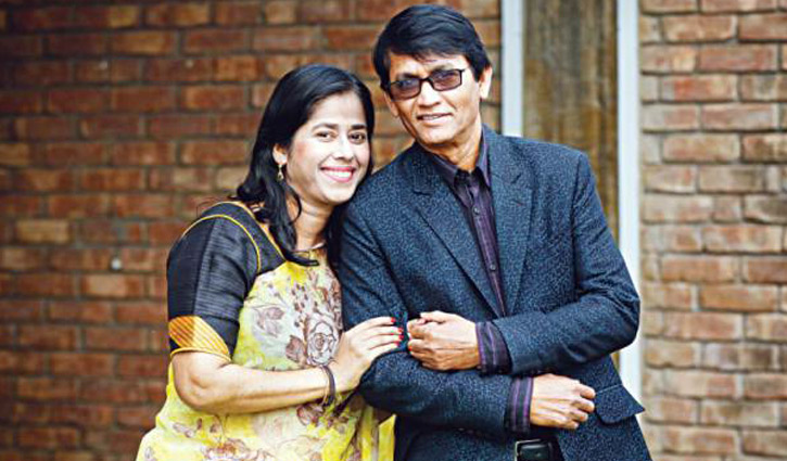 তারকা দম্পতির ‘প্রশান্ত নীল জলে’