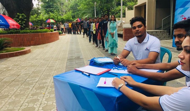 চট্টগ্রামে মার্সেল হা-শো’র অডিশনে ব্যাপক সাড়া