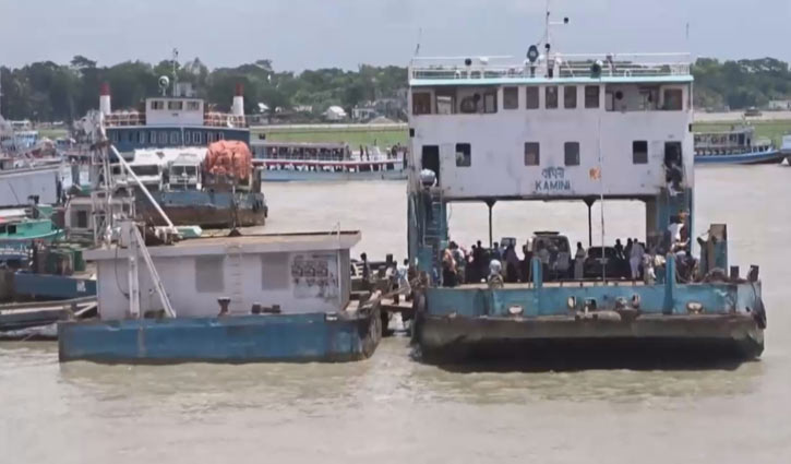 Ferry service on Shimulia-Kathalbari route resumes