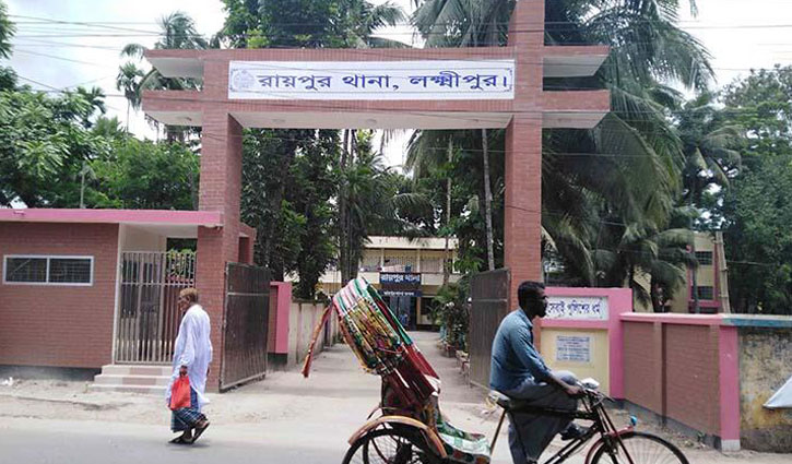 ভাই-বোনের বিরোধে এসআইকে মারধর, আটক ৪