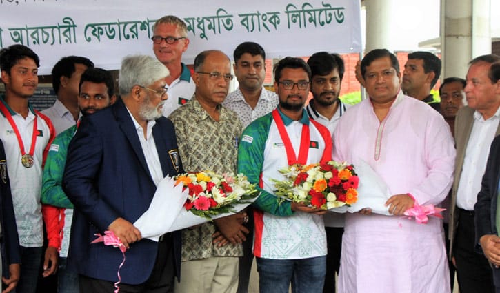 এবার অলিম্পিক পদকে চোখ রোমানের এবার অলিম্পিক পদকে চোখ রোমানের