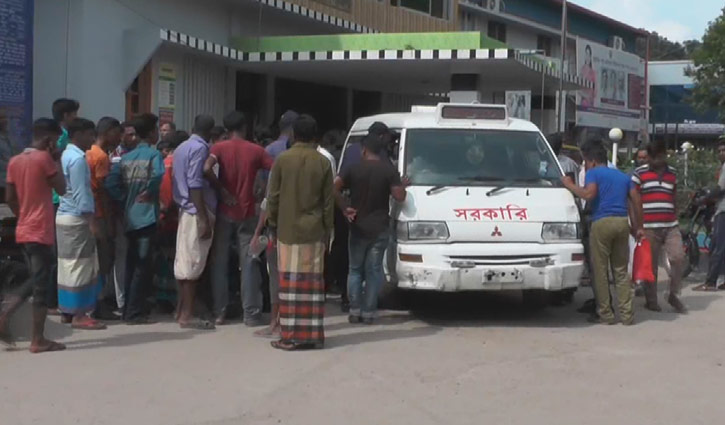 ঢাকাগামী বাসের ধাক্কায় একজন নিহত