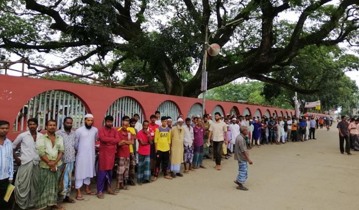 শোলাকিয়া মাঠের মর্যাদা রক্ষার দাবি শোলাকিয়া মাঠের মর্যাদা রক্ষার দাবি