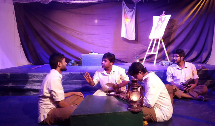 বটতলার প্রতিষ্ঠাবার্ষিকীতে ‘সময়ের প্রয়োজনে’ বটতলার প্রতিষ্ঠাবার্ষিকীতে ‘সময়ের প্রয়োজনে’