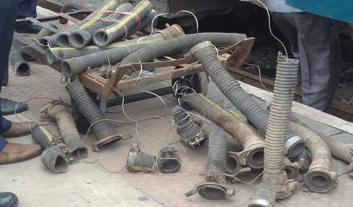 হল দখল নিয়ে চবি ছাত্রলীগের দুই গ্রুপের সংঘর্ষ