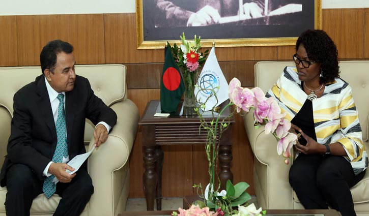 ‘WB gives blank cheque and says write down amount you want’