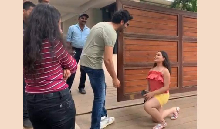 কার্তিককে ভক্তের বিয়ের প্রস্তাব