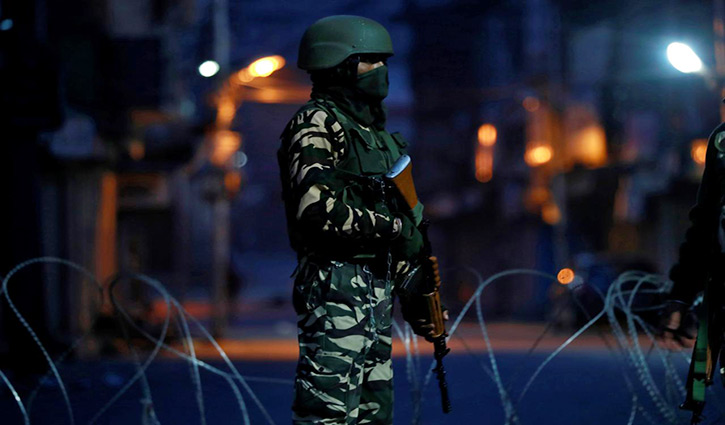 Police impose restrictions in Indian Kashmir