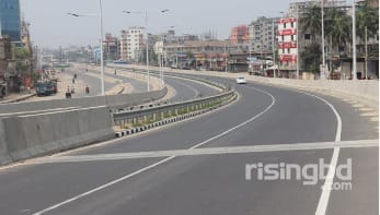 করোনায় প্রধান সড়ক ফাঁকা (ফটোস্টোরি)