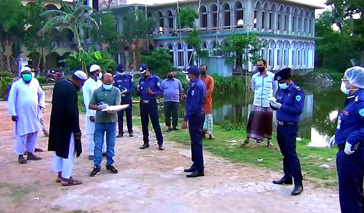 তদন্ত: কম সময়ে আনসারীর জানাজায় বিপুল সমাগম হয় তদন্ত: কম সময়ে আনসারীর জানাজায় বিপুল সমাগম হয়