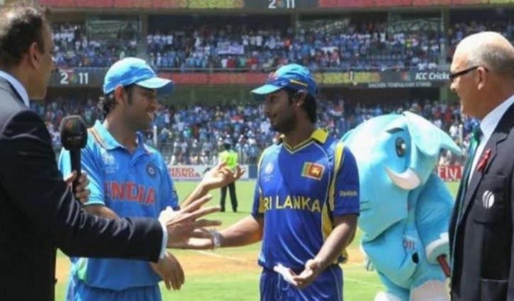 বিশ্বকাপ ফাইনালে কেন দুইবার টস হয়েছিল? বিশ্বকাপ ফাইনালে কেন দুইবার টস হয়েছিল?