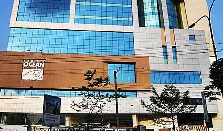 চট্টগ্রামে কোন মার্কেট-শপিং মল খোলেনি