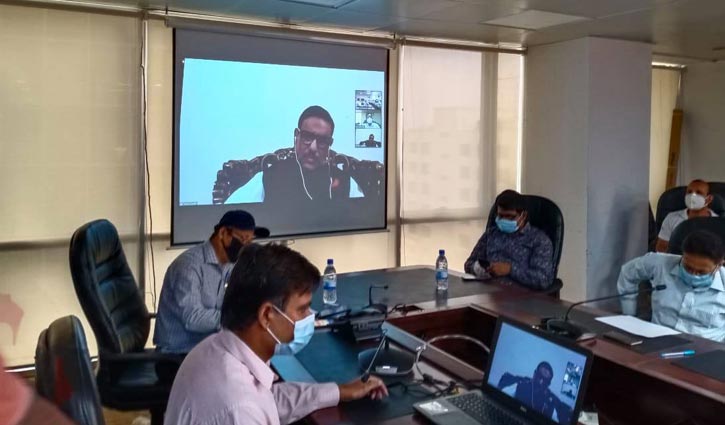 গণপরিবহনে ভাড়া নির্ধারণের বৈঠকে শ্রমিক নেতার ক্ষোভ