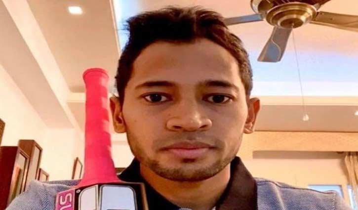 মুশফিকের ব্যাট কিনলেন আফ্রিদি (ভিডিও)