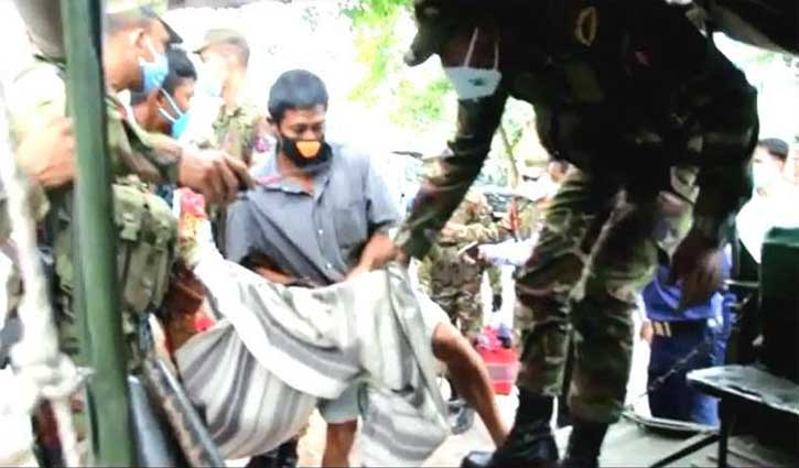 রাঙামাটিতে প্রসূতিকে বাঁচালেন সেনাসদস্যরা রাঙামাটিতে প্রসূতিকে বাঁচালেন সেনাসদস্যরা