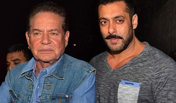  Salman Khan's father violating lockdown rules!