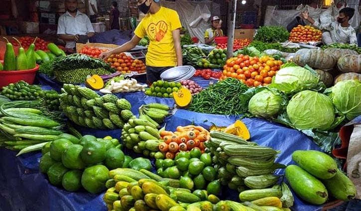 ঈদের আগে বেশিরভাগ সবজির দাম চড়া