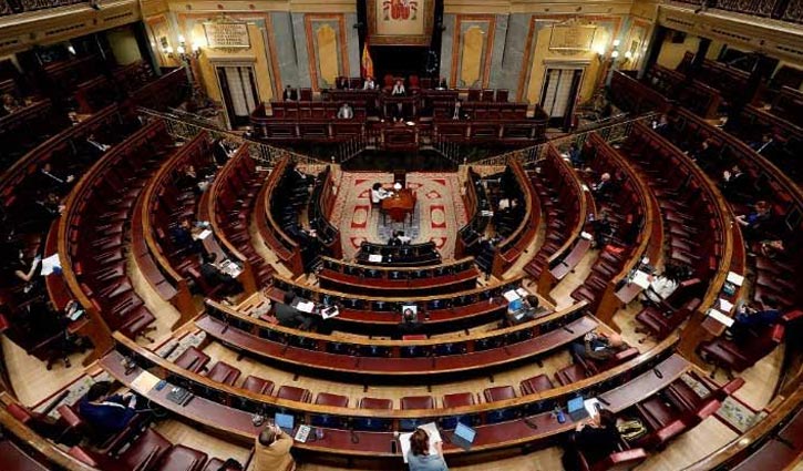 Spain extends state of emergency