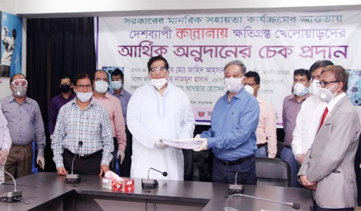 ক্রীড়াবিদদের ৫০ লাখ টাকা অনুদান বিসিবির ক্রীড়াবিদদের ৫০ লাখ টাকা অনুদান বিসিবির