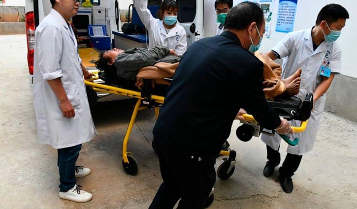 4 killed as quake hits China amid coronavirus