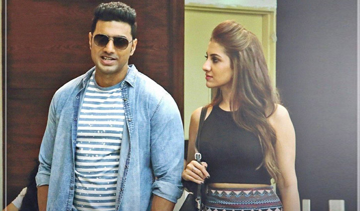 ‘মৃত্যু ও ধ্বংস খুব কাছ থেকে দেখলাম’ ‘মৃত্যু ও ধ্বংস খুব কাছ থেকে দেখলাম’