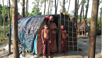 ‘পোলাপাইন নিয়া না খাইয়া মইরা যামু’