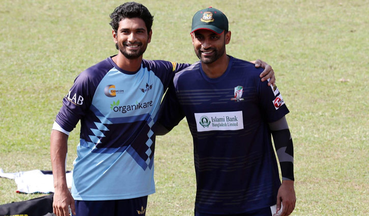 যে লড়াই দুই অধিনায়কেরও যে লড়াই দুই অধিনায়কেরও