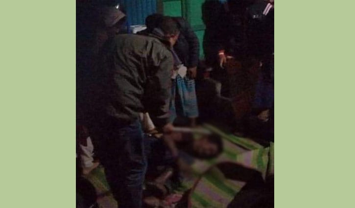মাদারীপুরের ডাসারে চুরির অভিযোগে স্কুলছাত্রকে নির্যাতন মাদারীপুরের ডাসারে চুরির অভিযোগে স্কুলছাত্রকে নির্যাতন