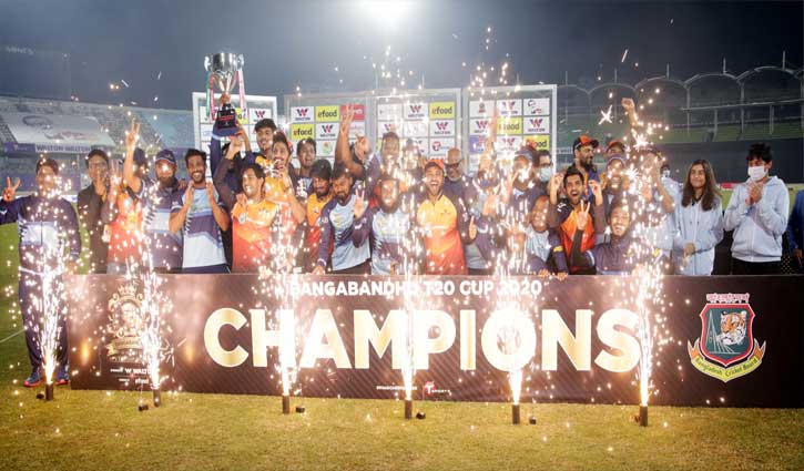 খুলনার ঘরে ‘বঙ্গবন্ধু টি-টোয়েন্টি কাপ’ খুলনার ঘরে ‘বঙ্গবন্ধু টি-টোয়েন্টি কাপ’