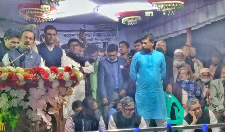 ‘চোরায় শোনে না ধর্মের কাহিনী’ ‘চোরায় শোনে না ধর্মের কাহিনী’
