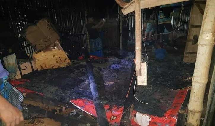 সরাইলে কালবৈশাখী ঝড়ে শতাধিক ঘরবাড়ি ও গাছপালা বিধ্বস্ত সরাইলে কালবৈশাখী ঝড়ে শতাধিক ঘরবাড়ি ও গাছপালা বিধ্বস্ত
