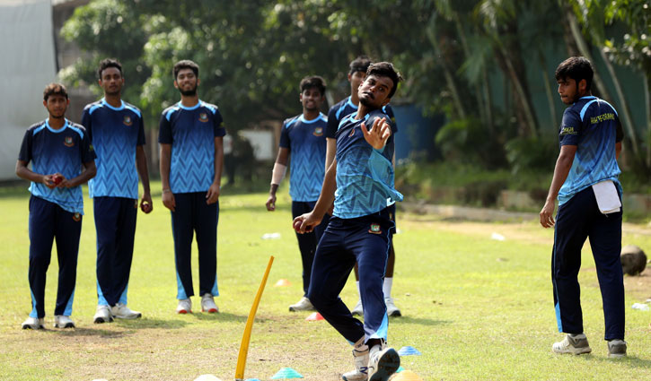 যুব বিশ্বকাপ জয়ীদের জন্য এইচপি কোচের যে বার্তা যুব বিশ্বকাপ জয়ীদের জন্য এইচপি কোচের যে বার্তা