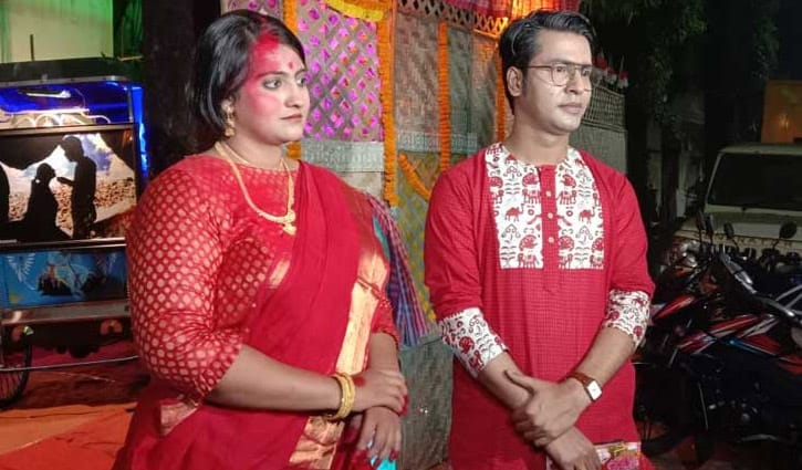 প্রেমিকার সঙ্গে সাত পাকে বাঁধা পড়লেন অভিনেতা অনির্বাণ প্রেমিকার সঙ্গে সাত পাকে বাঁধা পড়লেন অভিনেতা অনির্বাণ